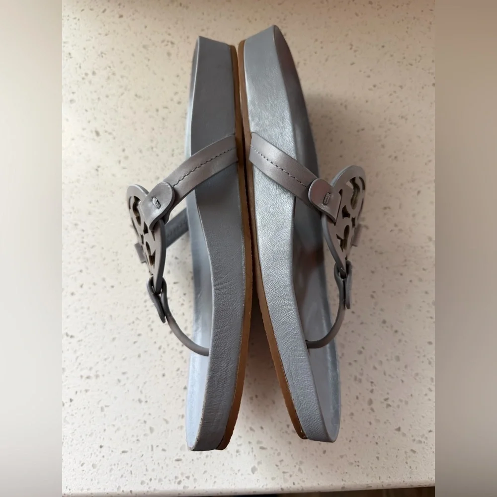 Tory Burch Light Gray Miller Thong Sandal with Logo 9.5